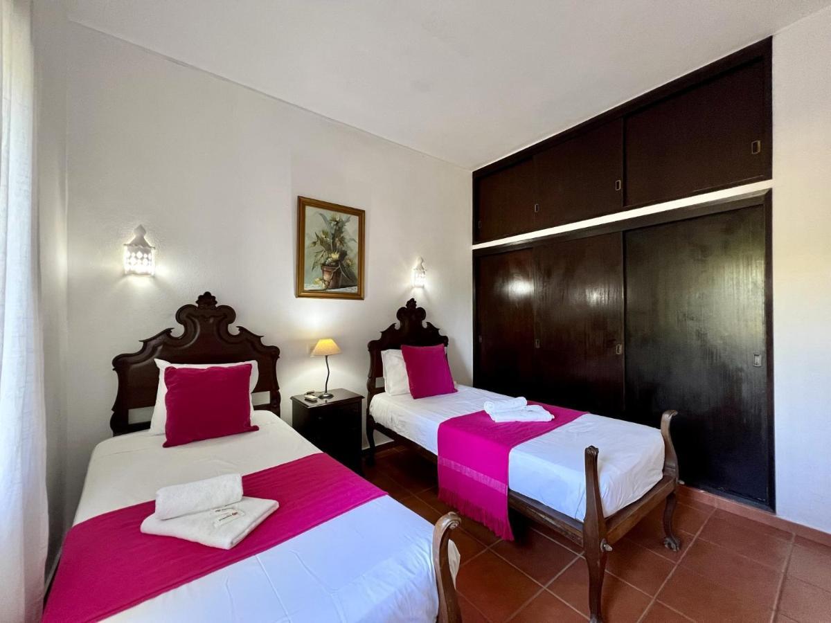 Armacao De Pera Twins 3 With Pool By Homing Apartment Exterior photo