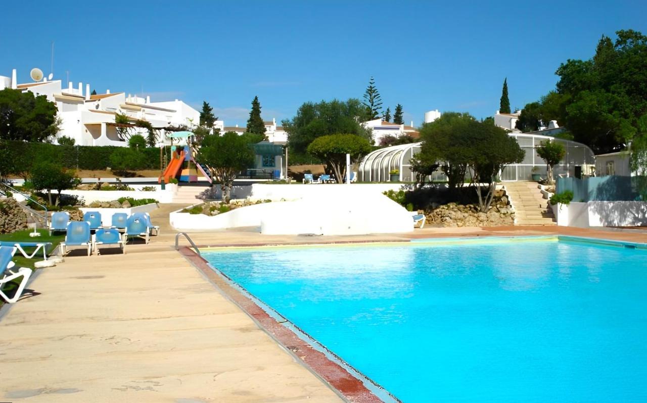 Armacao De Pera Twins 3 With Pool By Homing Apartment Exterior photo